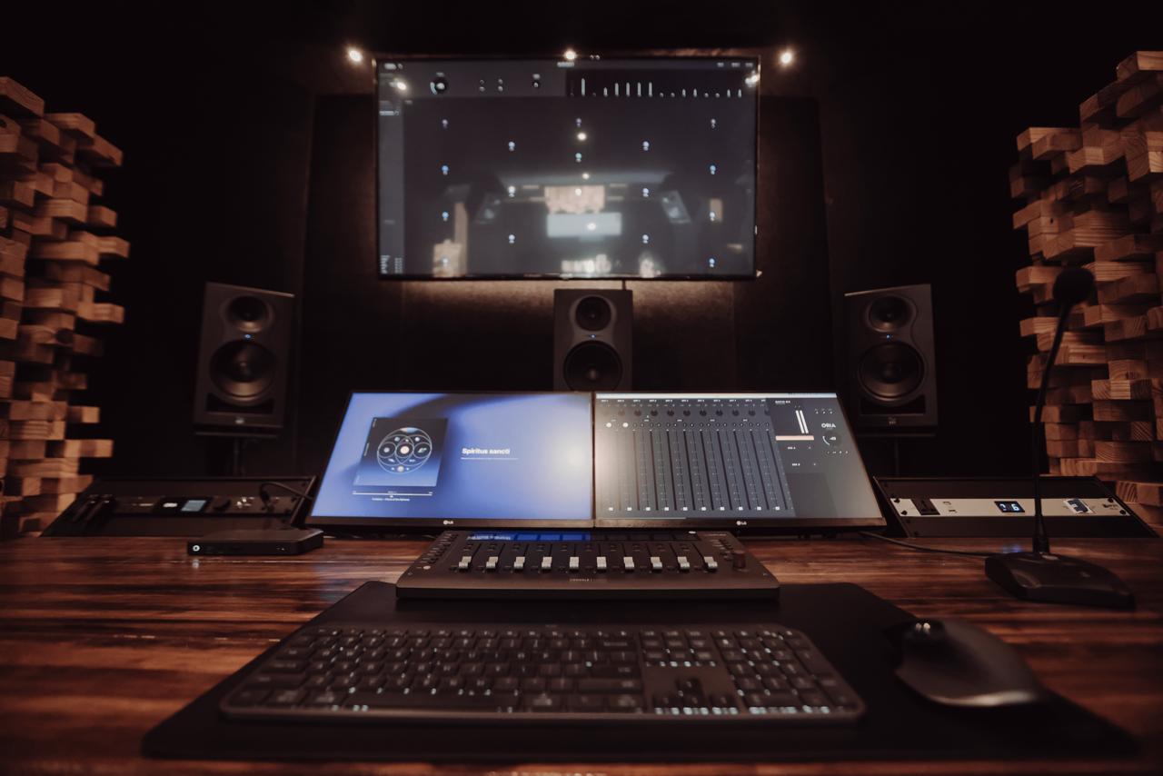 Studio Image